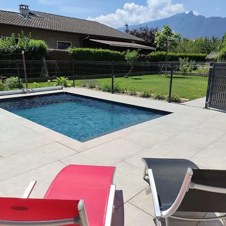 Avec Terrasse Et Acces Piscine Proche Apartment *
