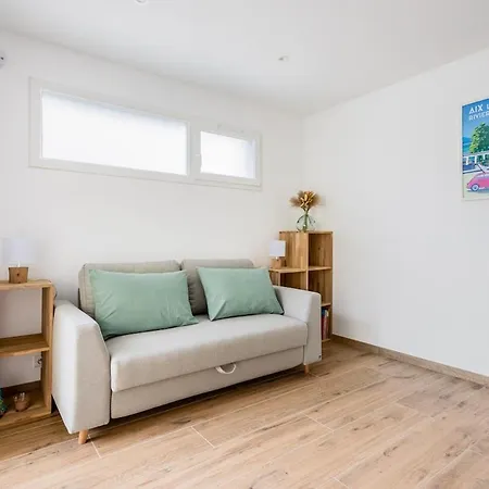 Apartment Avec Terrasse Et Acces Piscine Proche Aix-les-Bains